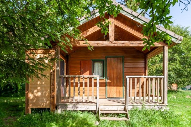 Domaine De L'Ours / Camping Lodge Saint-Urcize Exterior foto