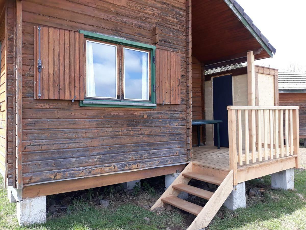 Domaine De L'Ours / Camping Lodge Saint-Urcize Exterior foto