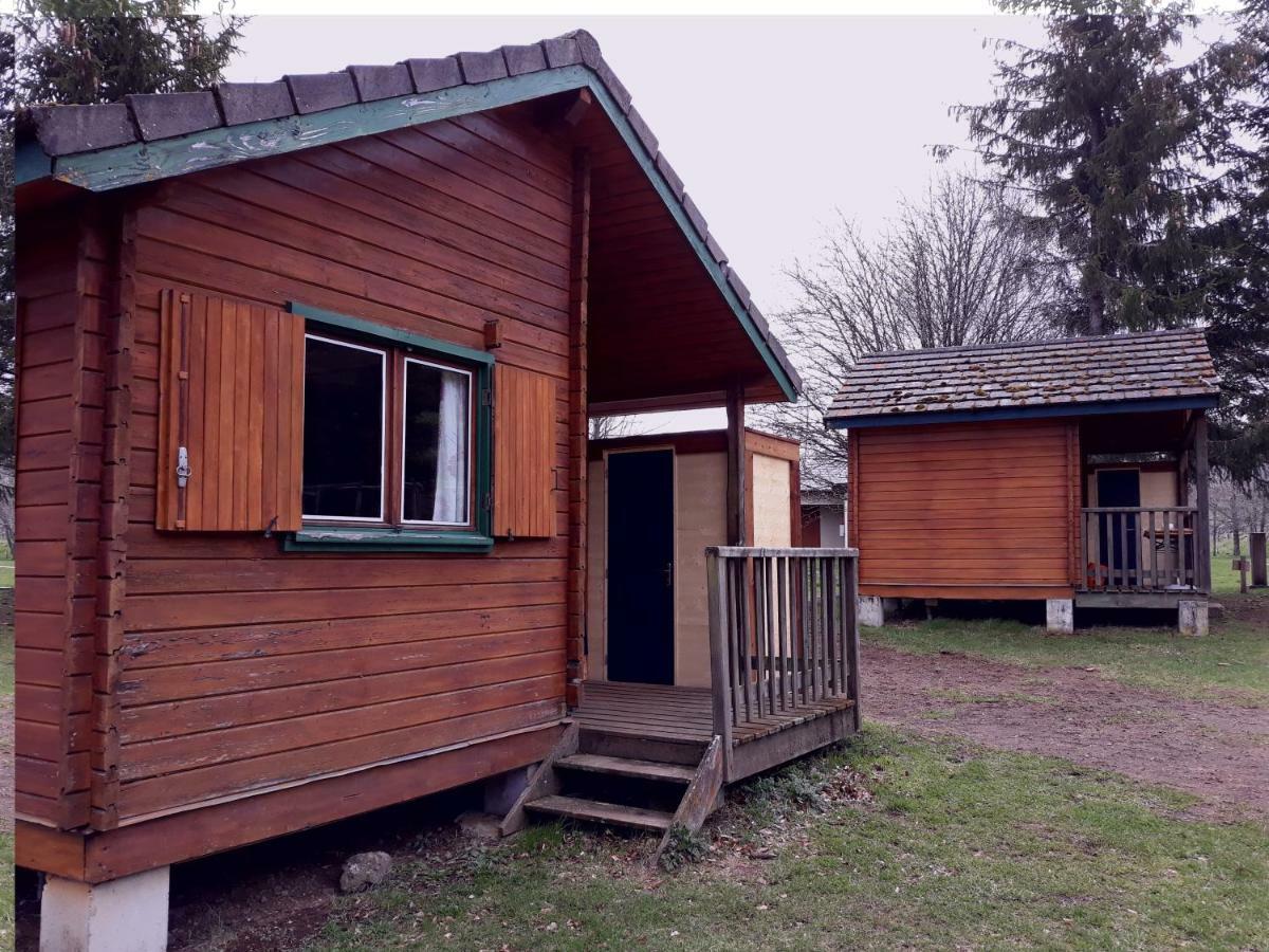 Domaine De L'Ours / Camping Lodge Saint-Urcize Exterior foto
